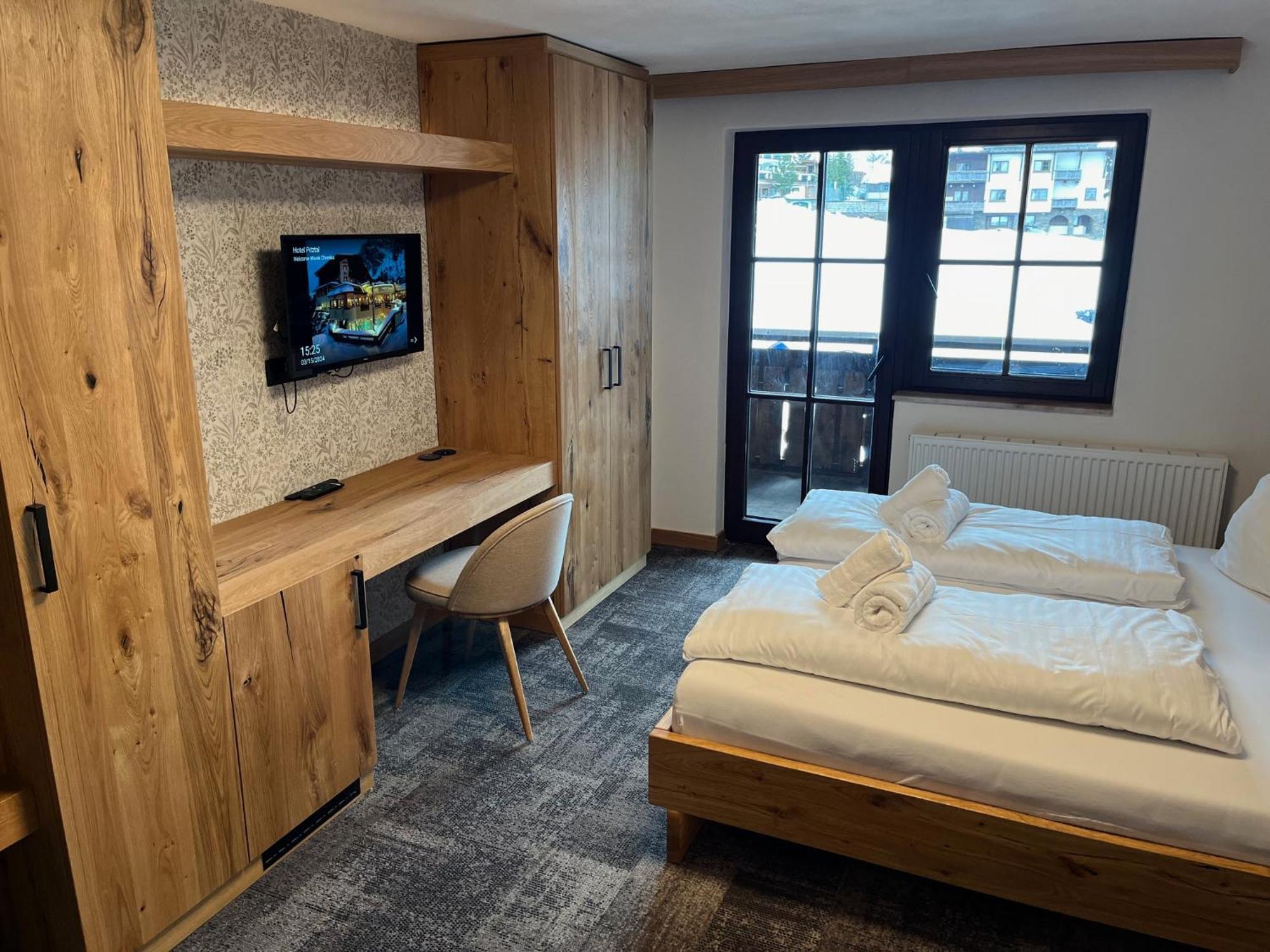 Tieflehner Hof Pitztalhaus Hotel 장크트 리온하드 임 피츠탈 외부 사진