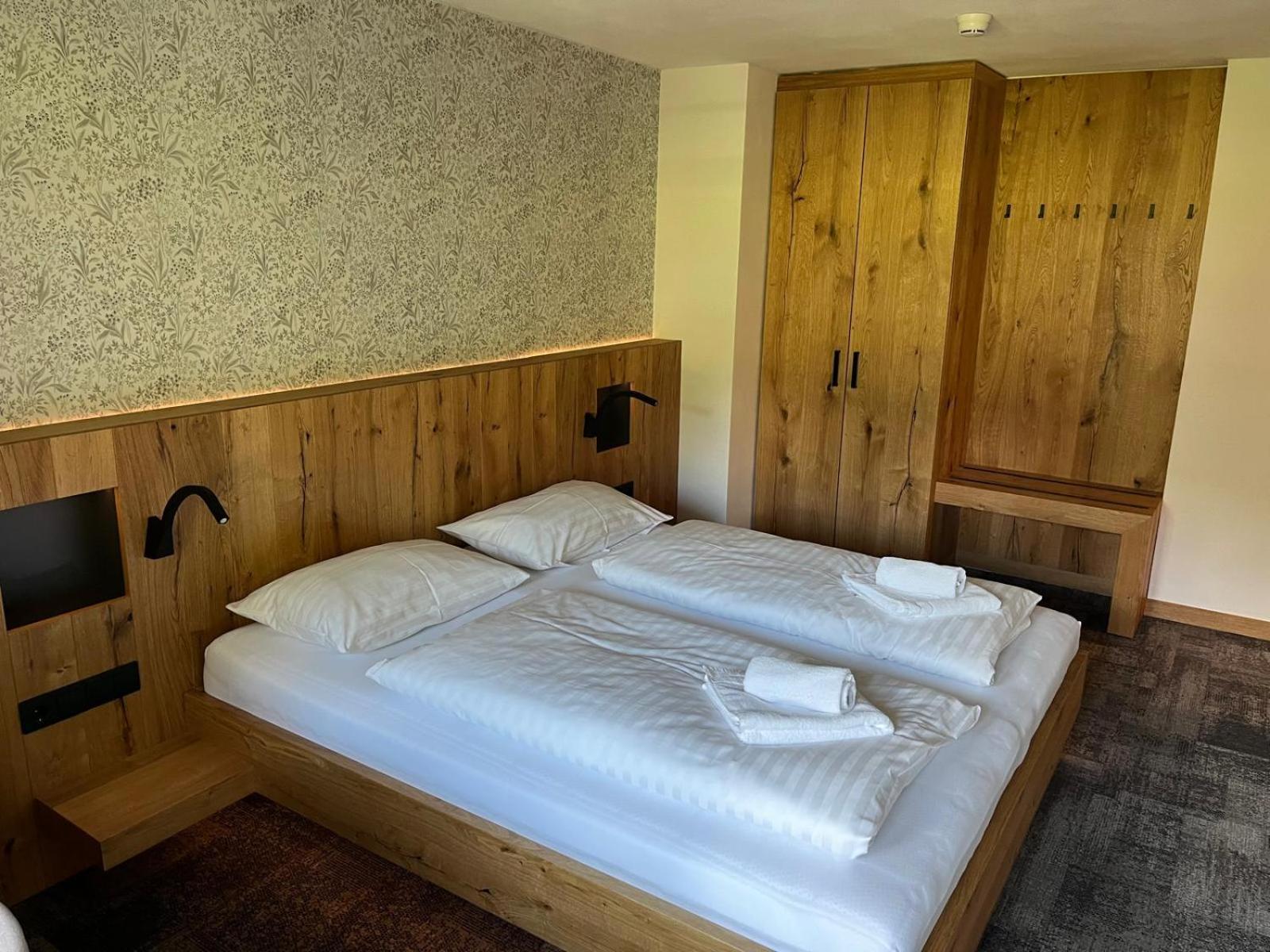 Tieflehner Hof Pitztalhaus Hotel 장크트 리온하드 임 피츠탈 외부 사진
