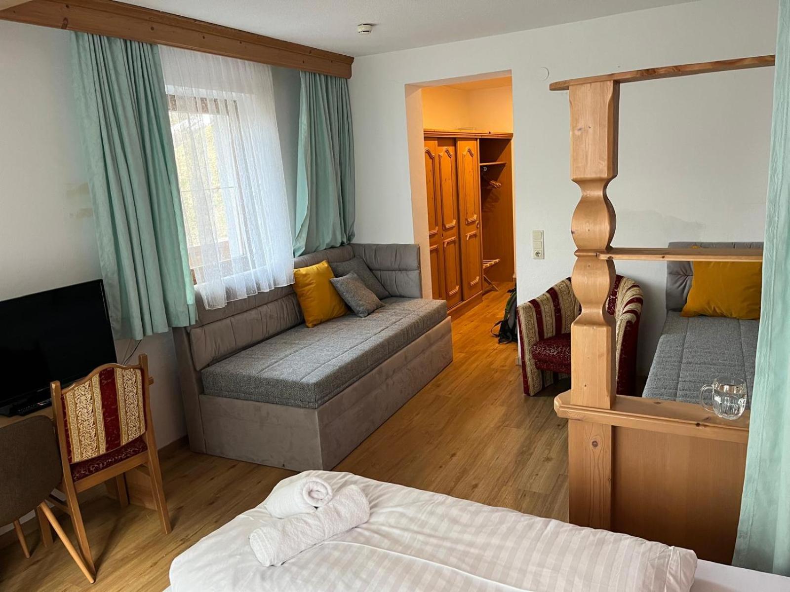 Tieflehner Hof Pitztalhaus Hotel 장크트 리온하드 임 피츠탈 외부 사진