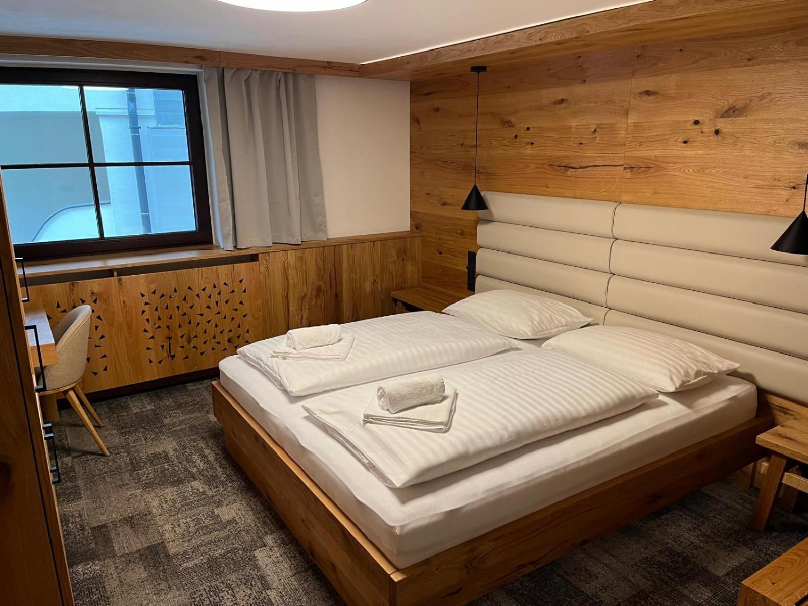 Tieflehner Hof Pitztalhaus Hotel 장크트 리온하드 임 피츠탈 외부 사진