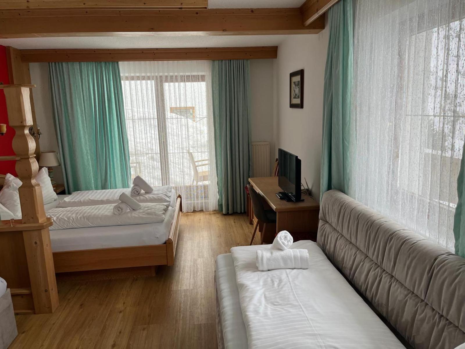 Tieflehner Hof Pitztalhaus Hotel 장크트 리온하드 임 피츠탈 외부 사진